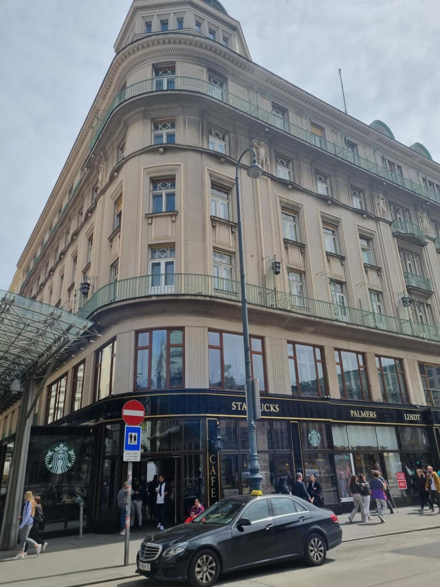 Prestige Vienna Apartment Ngoại thất bức ảnh
