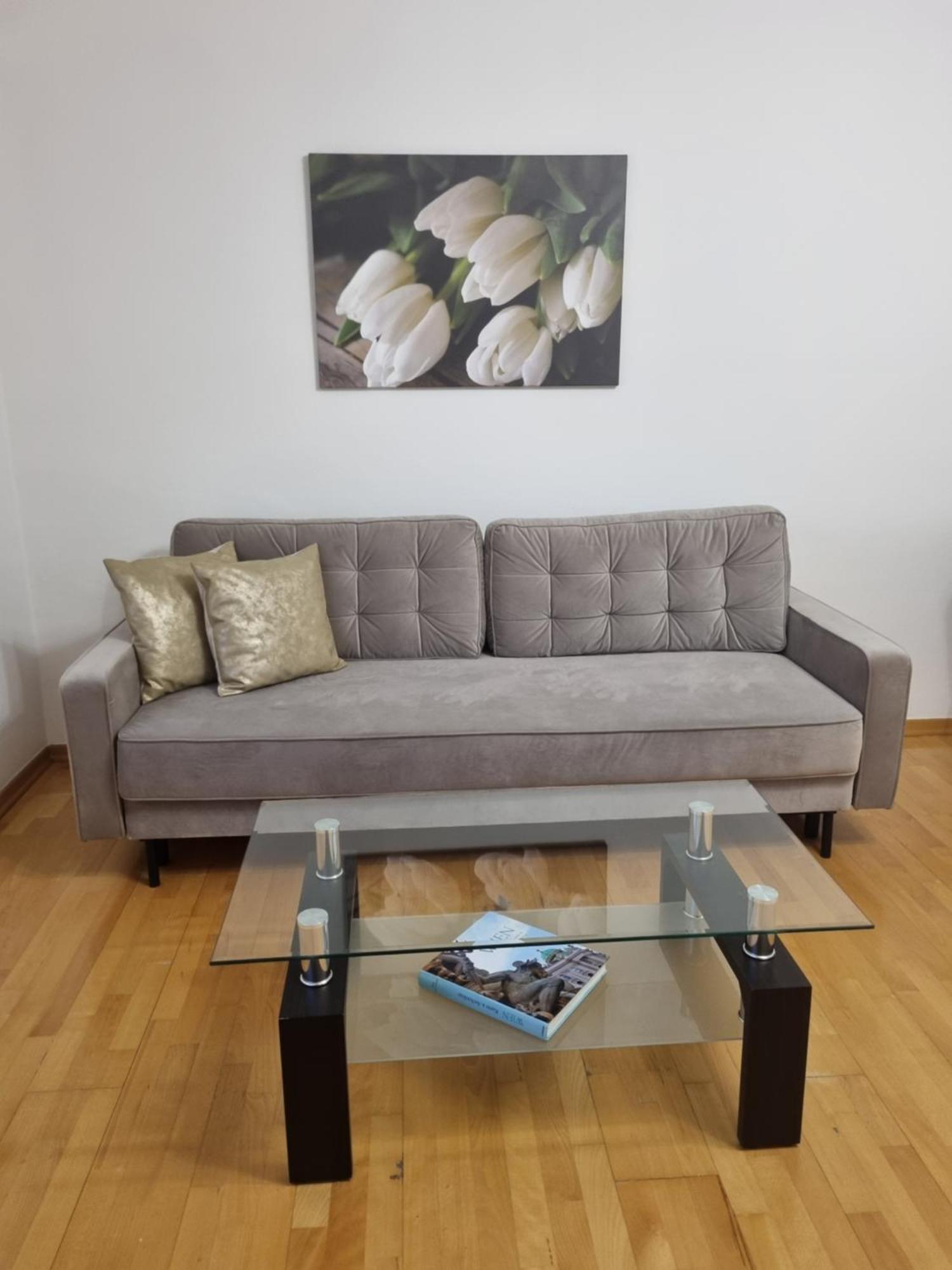 Prestige Vienna Apartment Ngoại thất bức ảnh