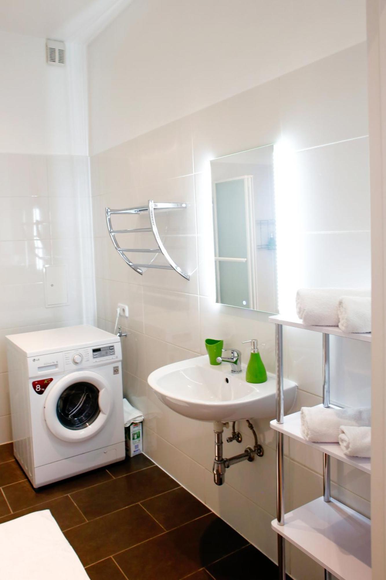 Prestige Vienna Apartment Ngoại thất bức ảnh